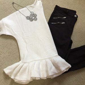 White short sleeve sweater